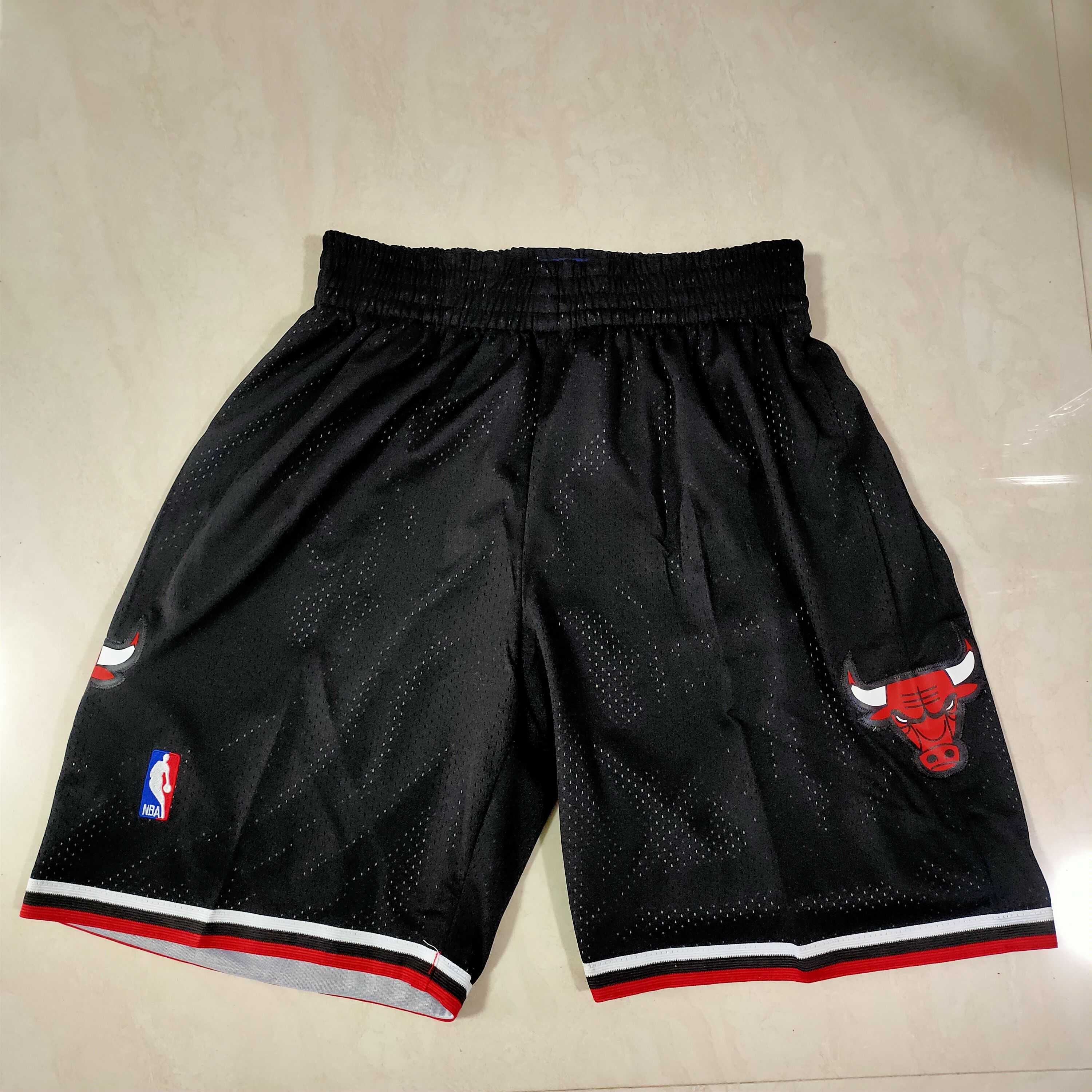 Men NBA Chicago Bulls Black Shorts 0416